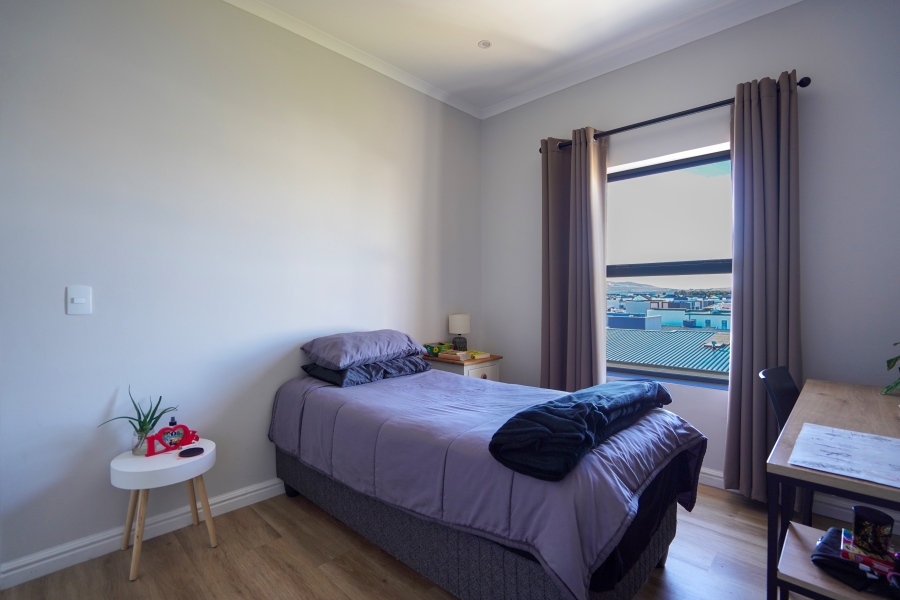 To Let 3 Bedroom Property for Rent in Sandown Western Cape